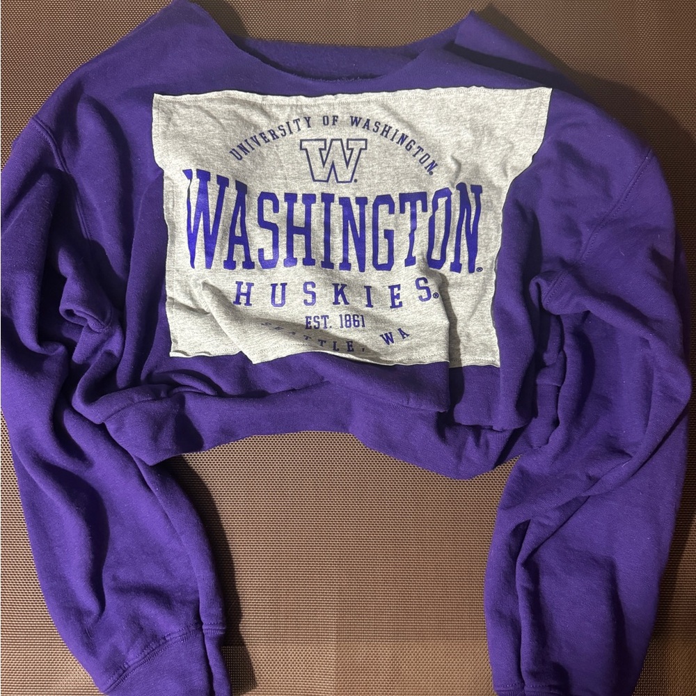 Washington Huskies cropped sweatshirt large